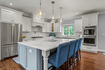2 Oneil Way, Saugus, MA 01906 - Photo 4