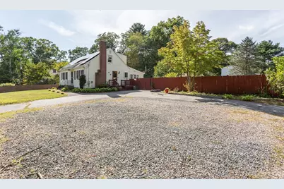 359 Pike Ave, Attleboro, MA 02703 - Photo 6
