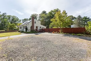 359 Pike Ave, Attleboro, MA 02703 - Photo 6