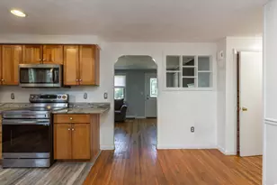 359 Pike Ave, Attleboro, MA 02703 - Photo 12