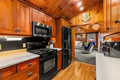 57 Richardson Ave, Dracut, MA 01826 - Photo 6