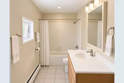 19 Chestnut St #19B, Framingham, MA 01701 - Photo 4