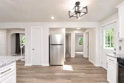 176 Meadow St, Westfield, MA 01085 - Photo 8