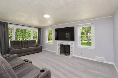 176 Meadow St, Westfield, MA 01085 - Photo 14