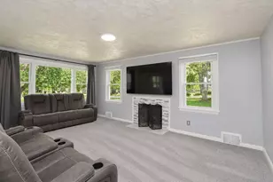 176 Meadow St, Westfield, MA 01085 - Photo 14