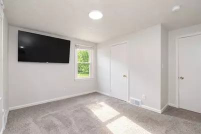176 Meadow St, Westfield, MA 01085 - Photo 18