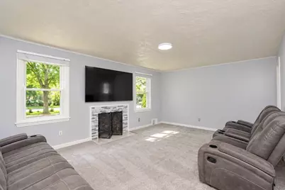 176 Meadow St, Westfield, MA 01085 - Photo 12