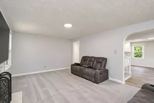 176 Meadow St, Westfield, MA 01085 - Photo 12