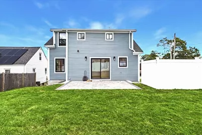 19 Montview Ave, Waltham, MA 02451 - Photo 6