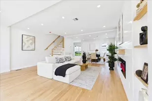 19 Montview Ave, Waltham, MA 02451 - Photo 12