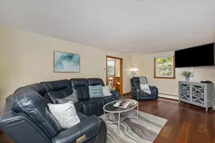 238 Beech St, Tewksbury, MA 01876 - Photo 16