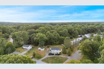 238 Beech St, Tewksbury, MA 01876 - Photo 2