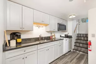 238 Beech St, Tewksbury, MA 01876 - Photo 32