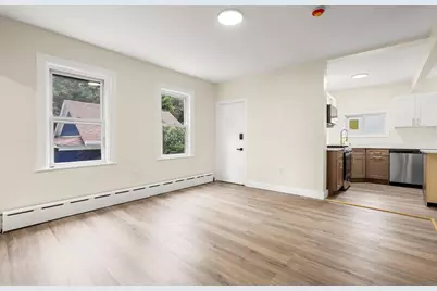 376 N Underwood St, Fall River, MA 02720 - Photo 6