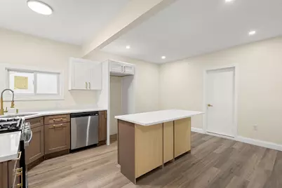 376 N Underwood St, Fall River, MA 02720 - Photo 12