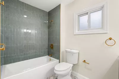 376 N Underwood St, Fall River, MA 02720 - Photo 14