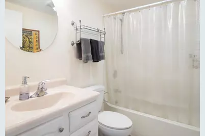 29 Pinecliff Road #29, Boston, MA 02132 - Photo 12