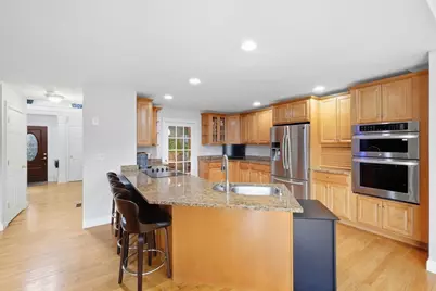 24 Goodnow Ln, Framingham, MA 01702 - Photo 2
