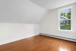 256 Weetamoe St, Fall River, MA 02720 - Photo 18
