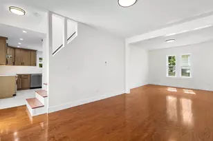 256 Weetamoe St, Fall River, MA 02720 - Photo 12