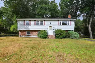 132 Forest St, Weymouth, MA 02190 - Photo 1