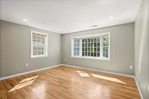 236 Sherburne Ave, Tyngsborough, MA 01879 - Photo 10