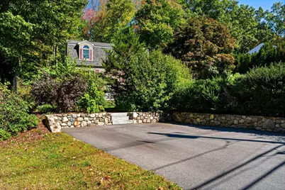 236 Sherburne Ave, Tyngsborough, MA 01879 - Photo 30