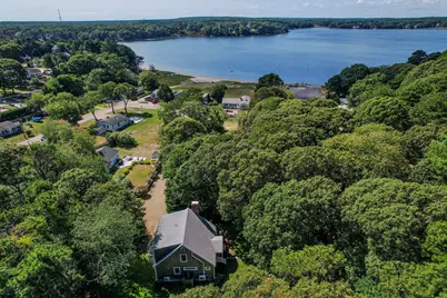 9 Follins Pond Rd, Dennis, MA 02638 - Photo 26