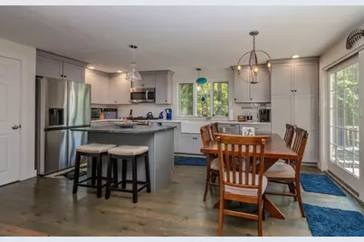 9 Follins Pond Rd, Dennis, MA 02638 - Photo 8
