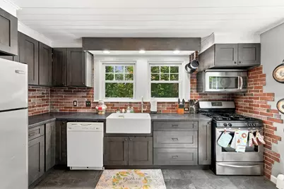 30 Alton Ave, Haverhill, MA 01835 - Photo 20