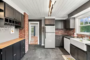 30 Alton Ave, Haverhill, MA 01835 - Photo 22