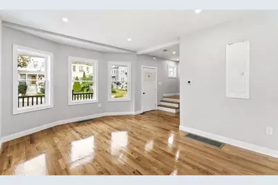 55 Wyoming, Malden, MA 02148 - Photo 6