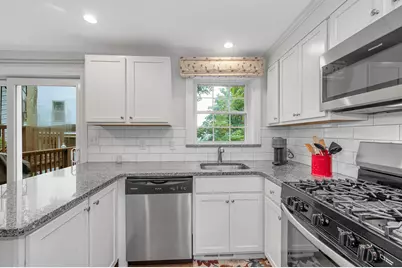 80 Smith Street #3A, Lowell, MA 01851 - Photo 6