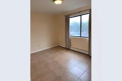 262 E Haverhill St #2, Lawrence, MA 01841 - Photo 8