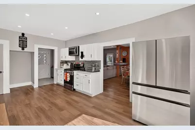 31 Johnson St, Leominster, MA 01453 - Photo 8