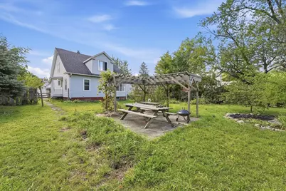 31 Gates St, Holyoke, MA 01040 - Photo 38