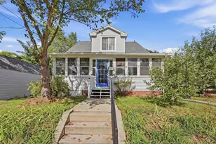 31 Gates St, Holyoke, MA 01040 - Photo 1