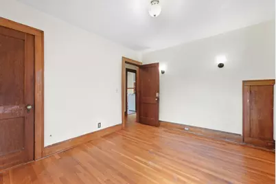 31 Gates St, Holyoke, MA 01040 - Photo 18