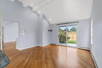 10 Floret Cir #10, Hingham, MA 02043 - Photo 8