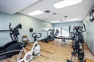 1004 Paradise Rd, Swampscott, MA 01907 - Photo 6