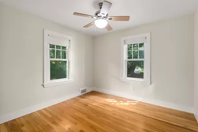 202 Essex St, Marlborough, MA 01752 - Photo 14