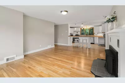 202 Essex St, Marlborough, MA 01752 - Photo 8