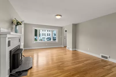 202 Essex St, Marlborough, MA 01752 - Photo 4