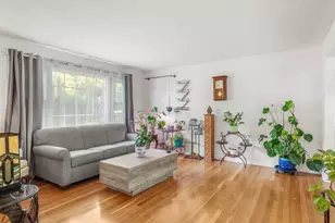 2 Ashland St, Holliston, MA 01746 - Photo 4