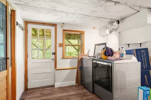 2 Ashland St, Holliston, MA 01746 - Photo 18