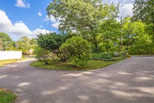 2 Ashland St, Holliston, MA 01746 - Photo 34
