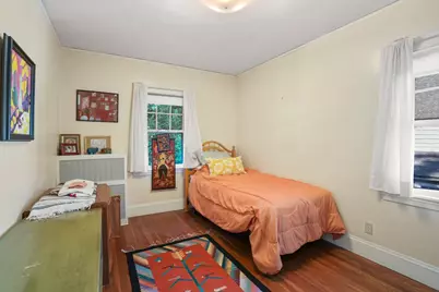 11 Stoneleigh Road, Newton, MA 02465 - Photo 22