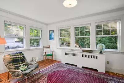 11 Stoneleigh Road, Newton, MA 02465 - Photo 8