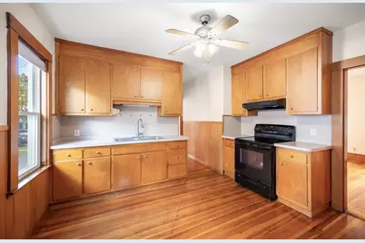 39-41 Thorndike St #39, Arlington, MA 02474 - Photo 2