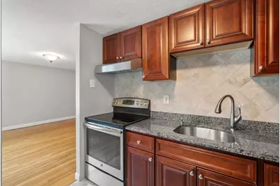 133 Beaconsfield #44, Brookline, MA 02445 - Photo 2